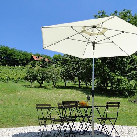 Ferienhaus Sternchen Apartment Straden Bagian luar foto